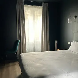 2* Otel Maat Etoile